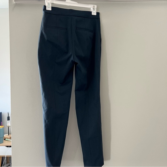 Express pants - Picture 2 of 7